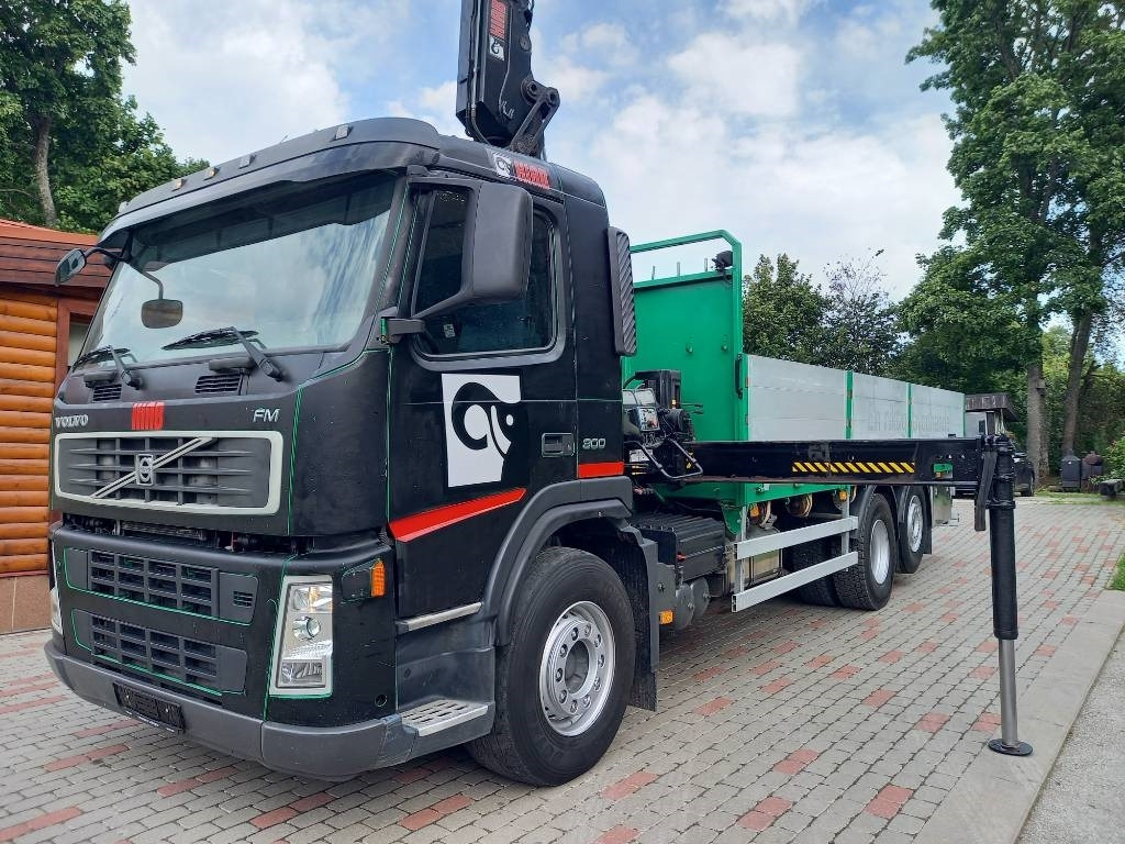 Volvo FM 300, 6x2, HIAB 166 E-5 - Камион с кран: снимка 2 Volvo FM 300, 6x2, HIAB 166 E-5 - Камион с кран: снимка 2