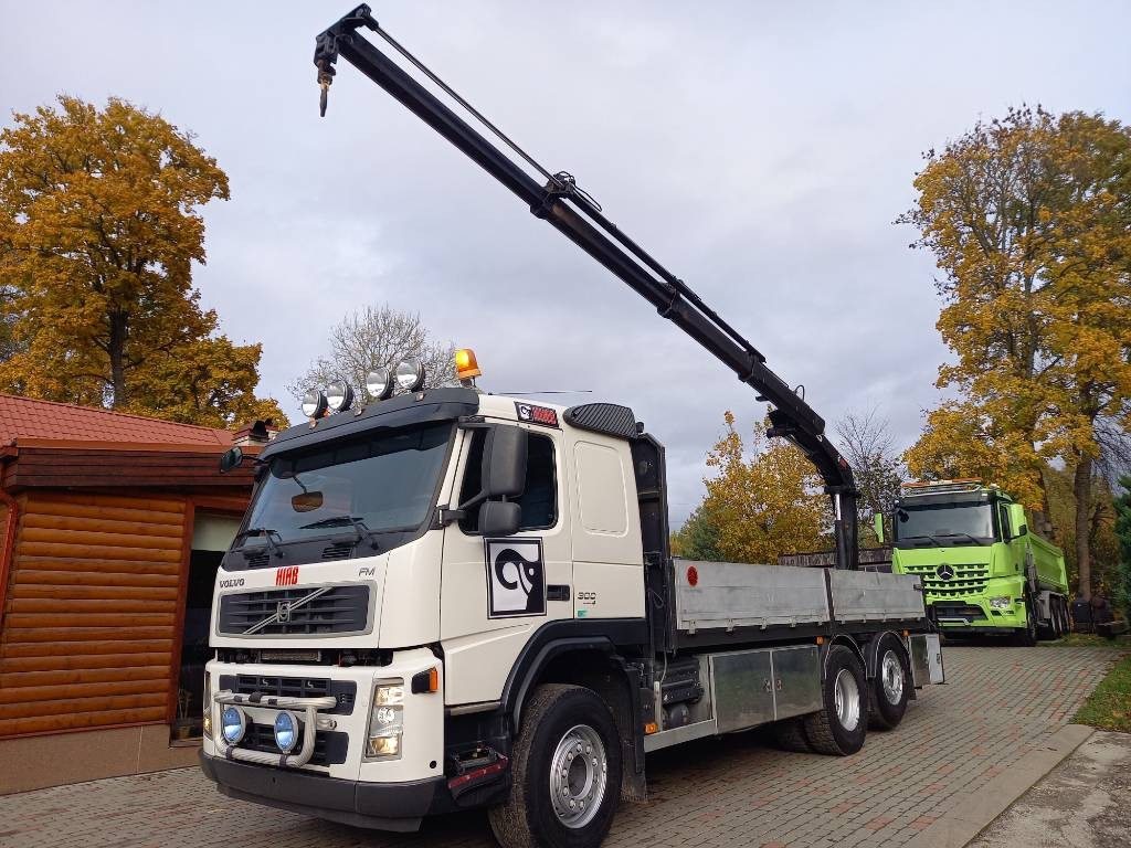 Volvo FM 300, 6x2, HIAB CRANE - Камион с кран: снимка 1 Volvo FM 300, 6x2, HIAB CRANE - Камион с кран: снимка 1