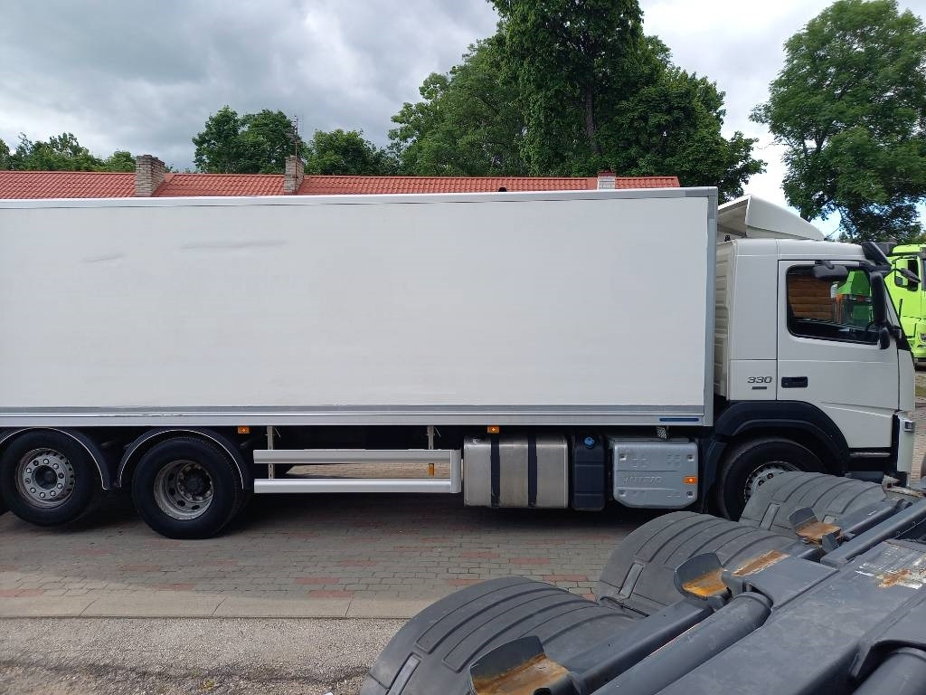 Рефрижератор камион Volvo FM 330, 6x2, CARRIER SUPRA 950 U: снимка 20