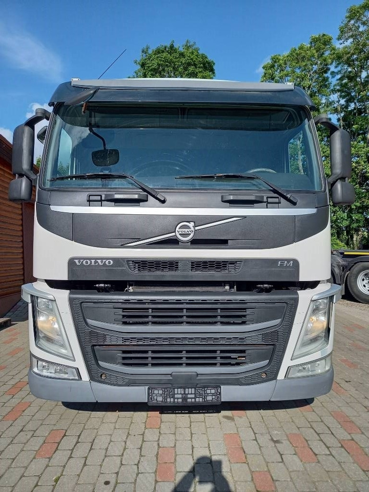 Рефрижератор камион Volvo FM 330, 6x2, CARRIER SUPRA 950 U: снимка 11