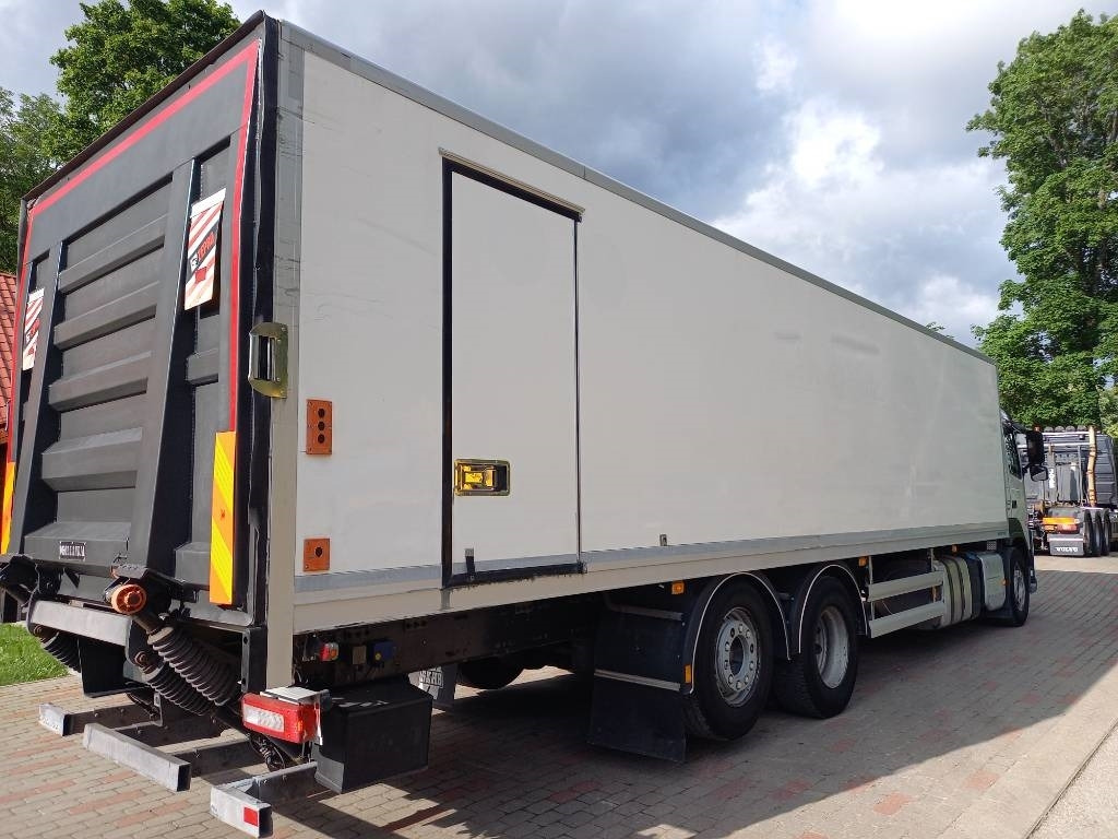 Рефрижератор камион Volvo FM 330, 6x2, CARRIER SUPRA 950 U: снимка 29