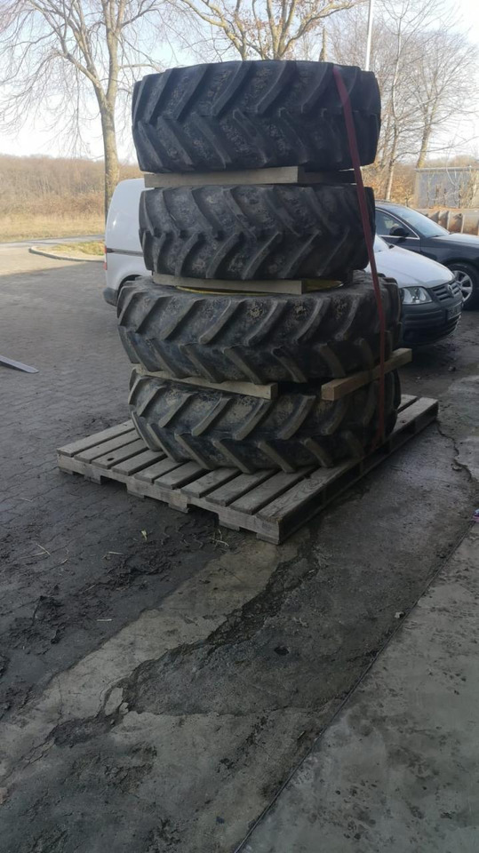 Firestone 460/85R42 480/70R30 - Гума: снимка 1 Firestone 460/85R42 480/70R30 - Гума: снимка 1