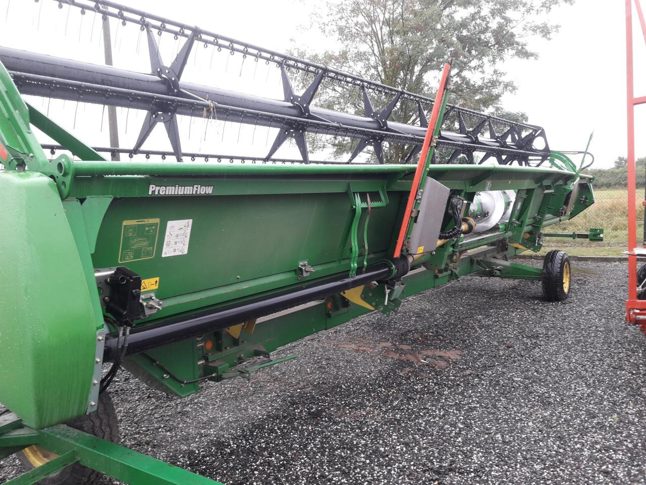 John Deere 635 Premium Flow - Принадлежност за силажокомбайн: снимка 3 John Deere 635 Premium Flow - Принадлежност за силажокомбайн: снимка 3