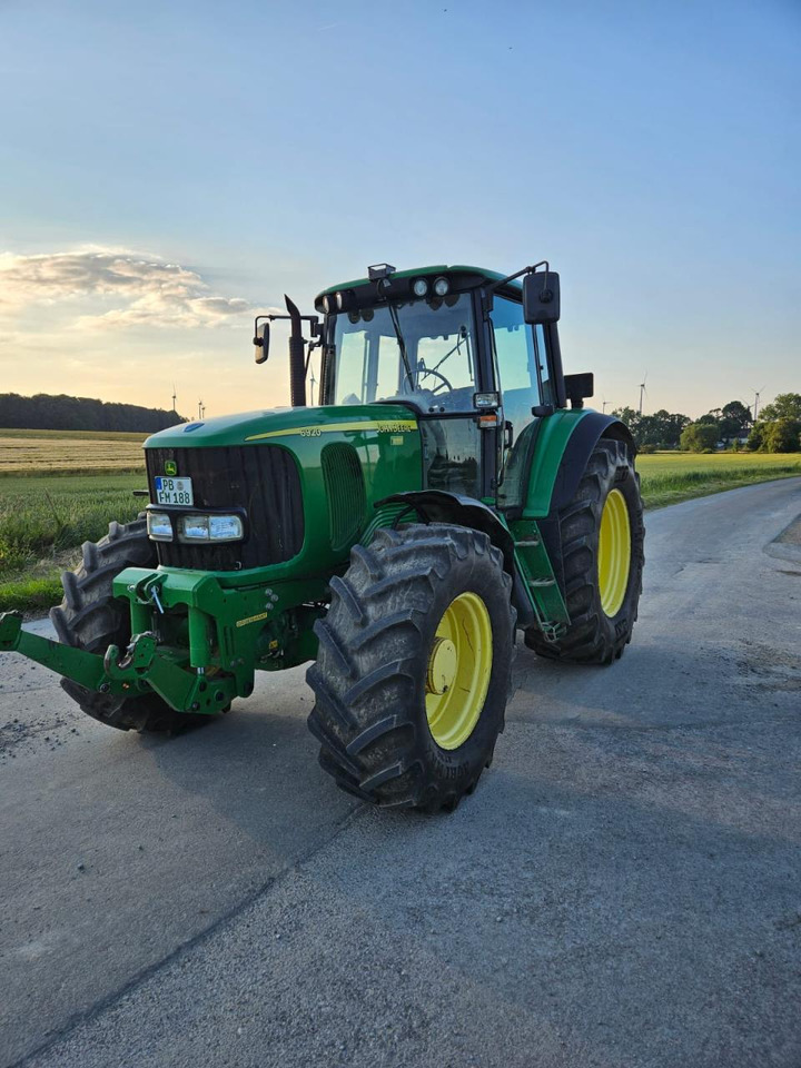 John Deere 6920 - Трактор: снимка 1 John Deere 6920 - Трактор: снимка 1