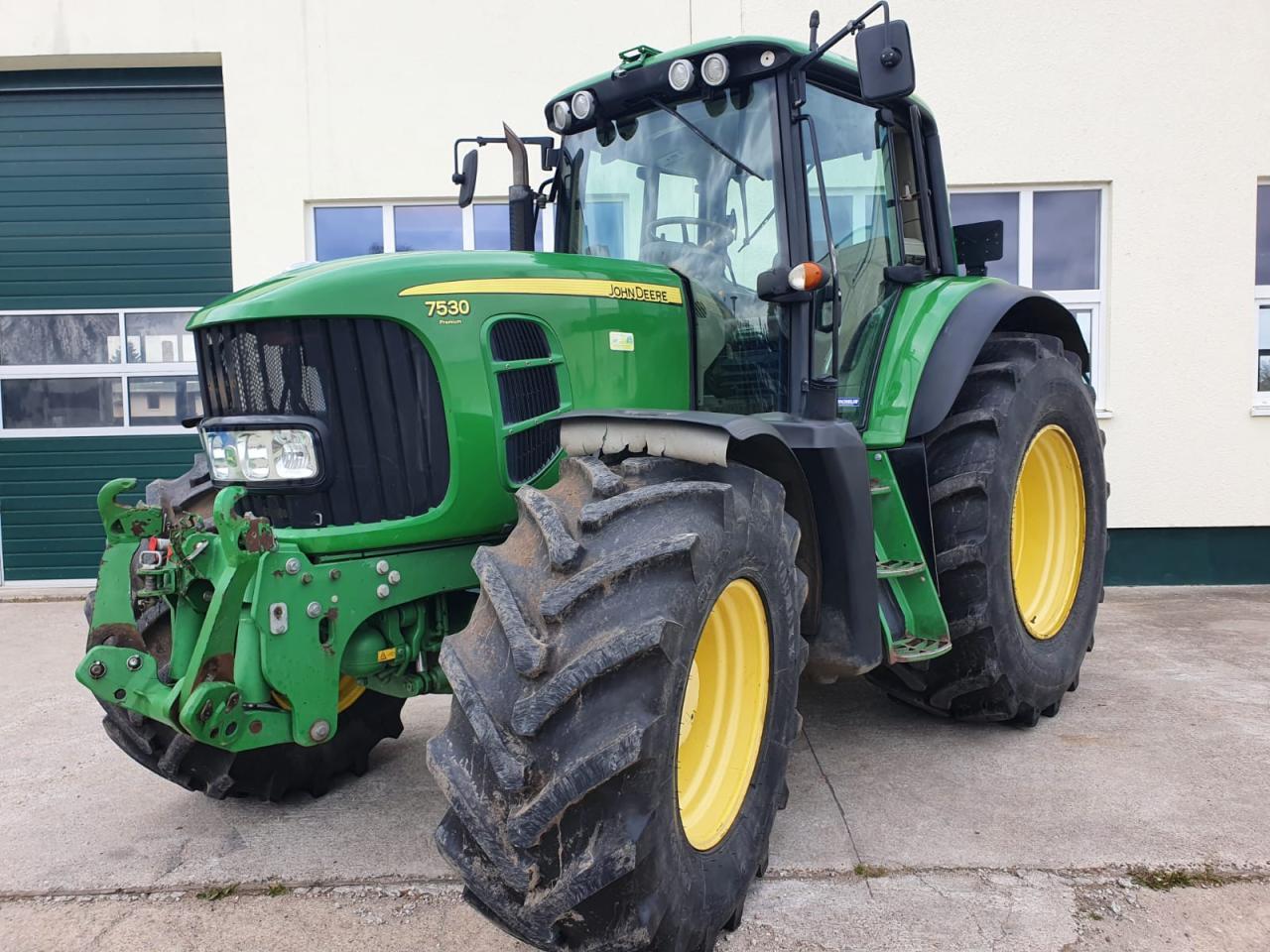 John Deere 7530 Premium - Трактор: снимка 1 John Deere 7530 Premium - Трактор: снимка 1