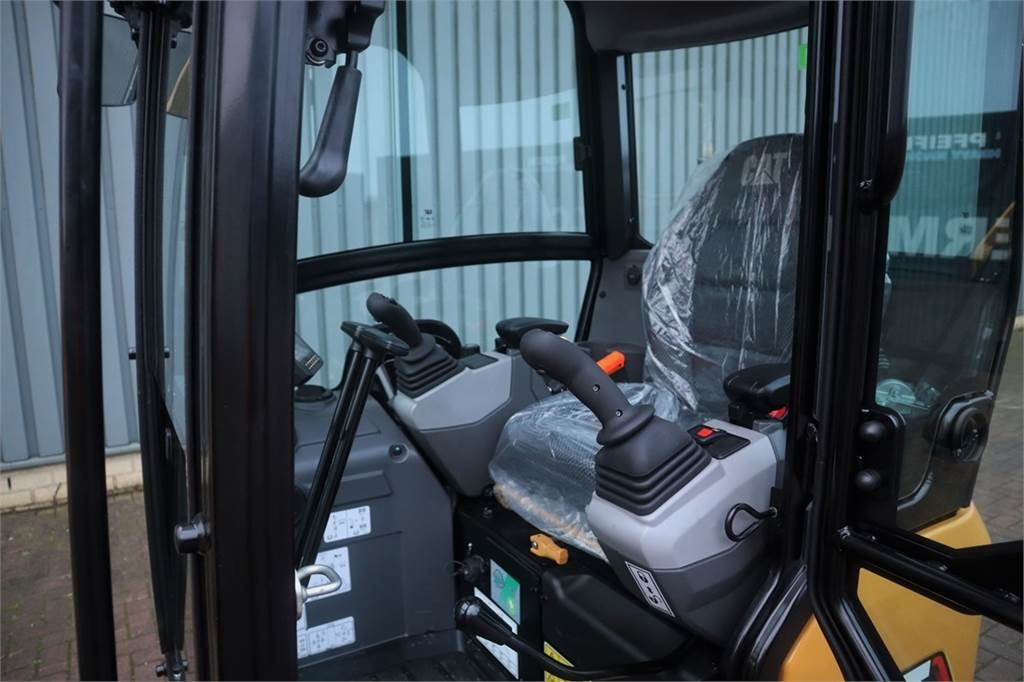 CAT 301.8 NEW, Valid inspection, *Guarantee! Hydr Quic - Мини багер: снимка 5 CAT 301.8 NEW, Valid inspection, *Guarantee! Hydr Quic - Мини багер: снимка 5
