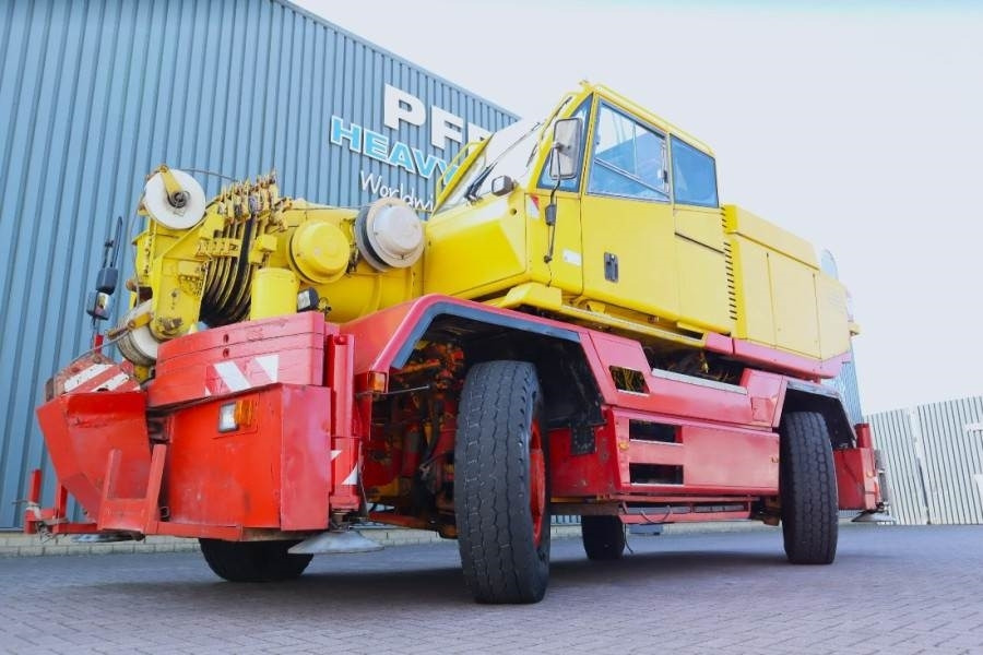 Кран за всякакви терени Compact Truck CT2 Diesel, 4x4x4 Drive, 30m Main Boom, 10.3m Hydr: снимка 11