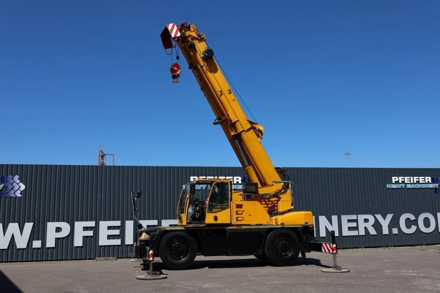 Лизинг на Demag AC30 City Diesel, 4x4x4 Drive, 30t Capacity, 25m M  Demag AC30 City Diesel, 4x4x4 Drive, 30t Capacity, 25m M: снимка 10