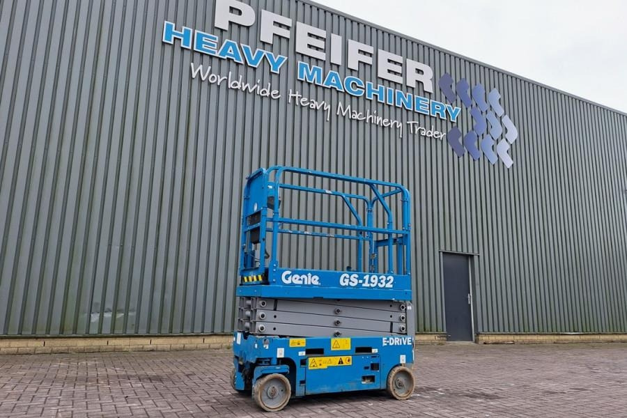 Genie GS1932 E-Drive Several In Stock, 8m Working Height - Ножична работна платформа: снимка 1 Genie GS1932 E-Drive Several In Stock, 8m Working Height - Ножична работна платформа: снимка 1