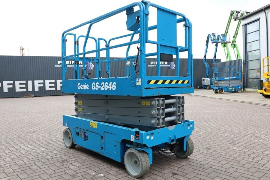 Genie GS2646 Electric, Working Height 9.80m, Capacity 45 - Ножична работна платформа: снимка 2 Genie GS2646 Electric, Working Height 9.80m, Capacity 45 - Ножична работна платформа: снимка 2
