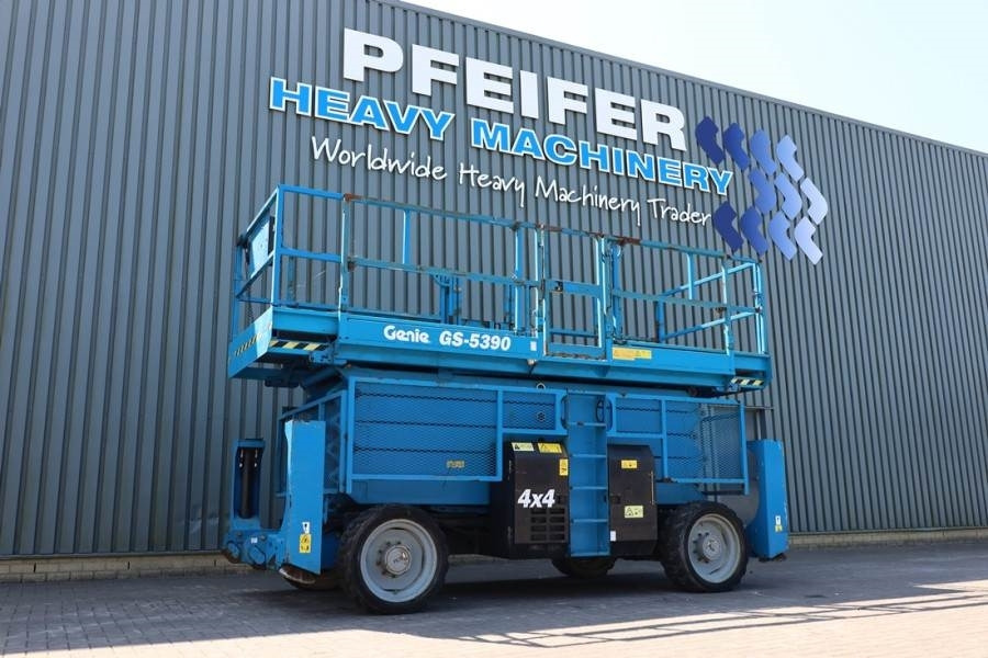 Genie GS5390 Diesel, 4x4 Drive, 18.15m Working Height, 6 - Ножична работна платформа: снимка 1 Genie GS5390 Diesel, 4x4 Drive, 18.15m Working Height, 6 - Ножична работна платформа: снимка 1