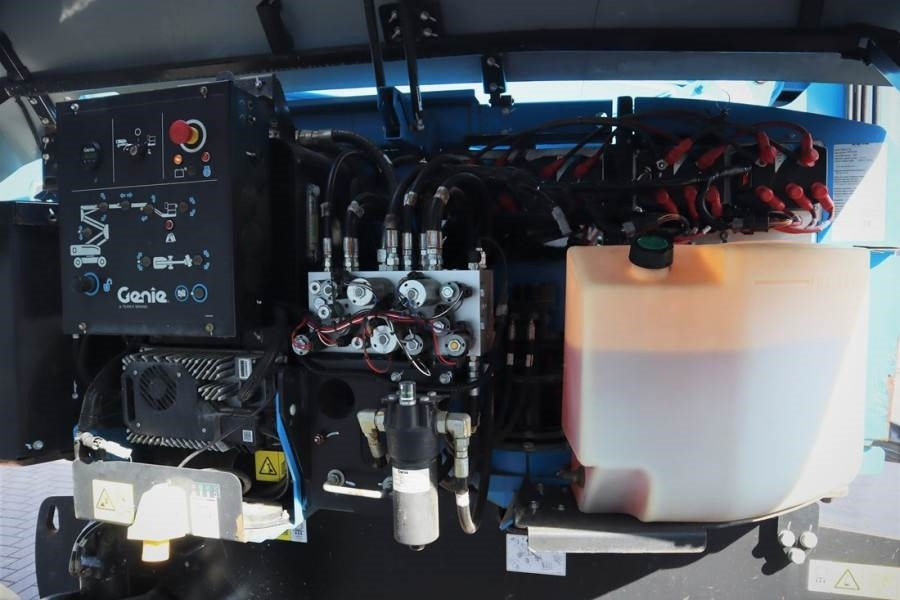 Артикулираща платформа Genie Z60/37FE Valid Inspection, *Guarantee! Hybrid, 4x4: снимка 6