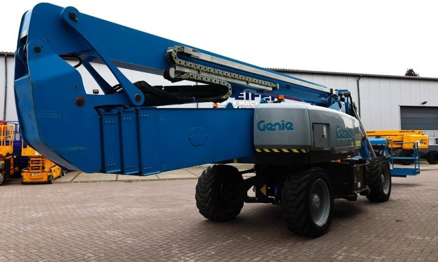 Genie ZX135/70 Diesel, 4x4x4 Drive, 43m Working Height, - Артикулираща платформа: снимка 2 Genie ZX135/70 Diesel, 4x4x4 Drive, 43m Working Height, - Артикулираща платформа: снимка 2