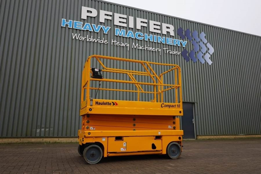 Haulotte Compact 10 Electric, 10.2m Working Height, 450kg C - Ножична работна платформа: снимка 1 Haulotte Compact 10 Electric, 10.2m Working Height, 450kg C - Ножична работна платформа: снимка 1