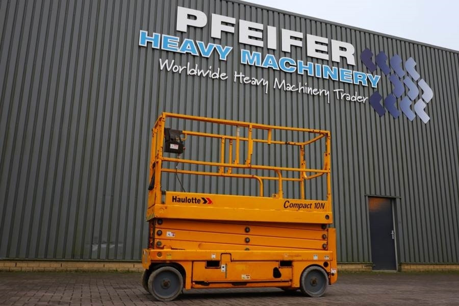 Haulotte Compact 10N As-Is, Electric, 10m Working Height, 2 - Ножична работна платформа: снимка 1 Haulotte Compact 10N As-Is, Electric, 10m Working Height, 2 - Ножична работна платформа: снимка 1