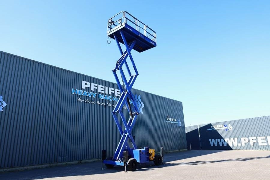 Haulotte H12SX Diesel, 4x4 Drive, 12m Working Height, 700kg - Ножична работна платформа: снимка 3 Haulotte H12SX Diesel, 4x4 Drive, 12m Working Height, 700kg - Ножична работна платформа: снимка 3