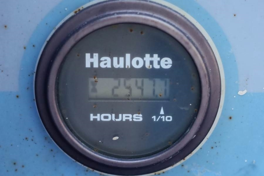 Haulotte H15SX Diesel, 4x4 Drive 15 Working Height, 500kg C - Ножична работна платформа: снимка 5 Haulotte H15SX Diesel, 4x4 Drive 15 Working Height, 500kg C - Ножична работна платформа: снимка 5