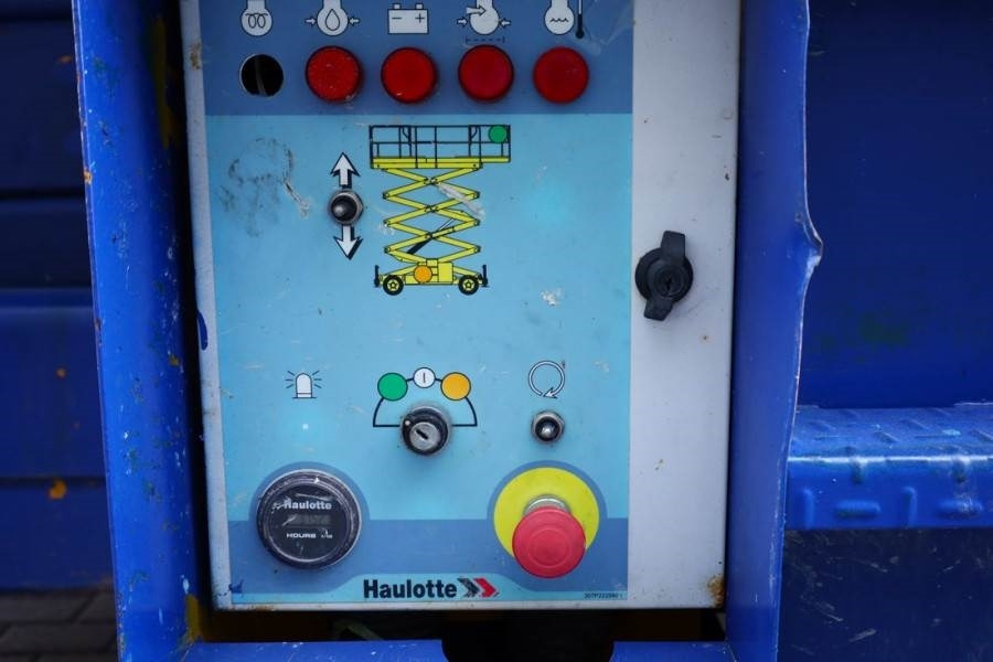 Haulotte H15SX Diesel, 4x4 Drive 15 Working Height, 500kg C - Ножична работна платформа: снимка 4 Haulotte H15SX Diesel, 4x4 Drive 15 Working Height, 500kg C - Ножична работна платформа: снимка 4