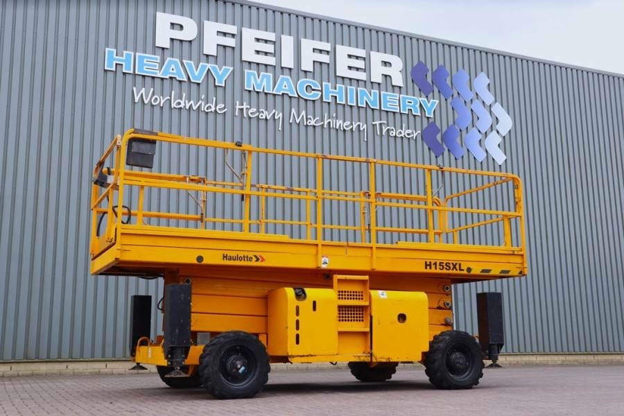 Haulotte H15SXL Diesel, 4x4 Drive, 15m Working Height, 500k - Ножична работна платформа: снимка 1 Haulotte H15SXL Diesel, 4x4 Drive, 15m Working Height, 500k - Ножична работна платформа: снимка 1