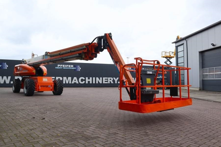 Телескопична платформа JLG 1350SJP Valid Inspection, Diesel, 4x4 Drive And 4-: снимка 7