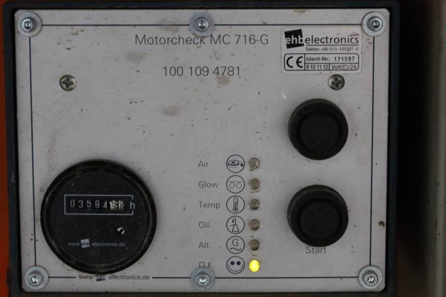 JLG 210-25 Diesel, 4x4 Drive, 23m Working Height, 1000 - Ножична работна платформа: снимка 5 JLG 210-25 Diesel, 4x4 Drive, 23m Working Height, 1000 - Ножична работна платформа: снимка 5