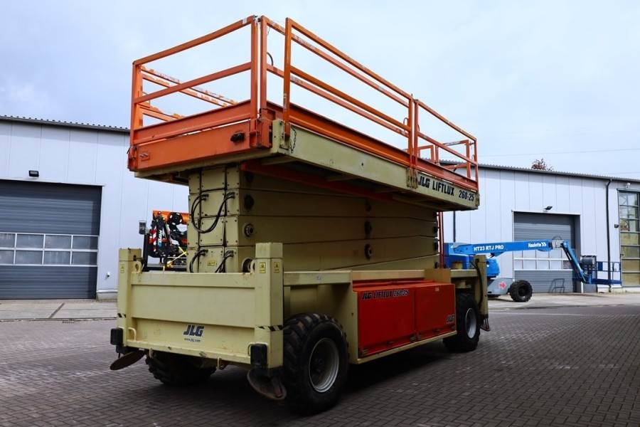 JLG 260-25 Diesel, 4x4 Drive, 9.80m Hydraulic Deck Ext - Ножична работна платформа: снимка 2 JLG 260-25 Diesel, 4x4 Drive, 9.80m Hydraulic Deck Ext - Ножична работна платформа: снимка 2