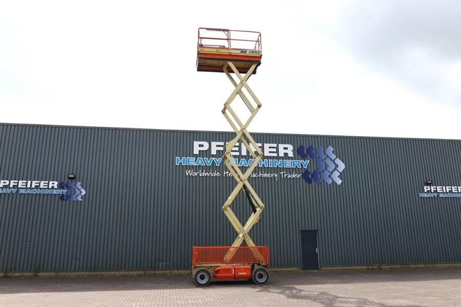 JLG 3369LE Electric, 12m Working Height, 450kg Capacit - Ножична работна платформа: снимка 3 JLG 3369LE Electric, 12m Working Height, 450kg Capacit - Ножична работна платформа: снимка 3