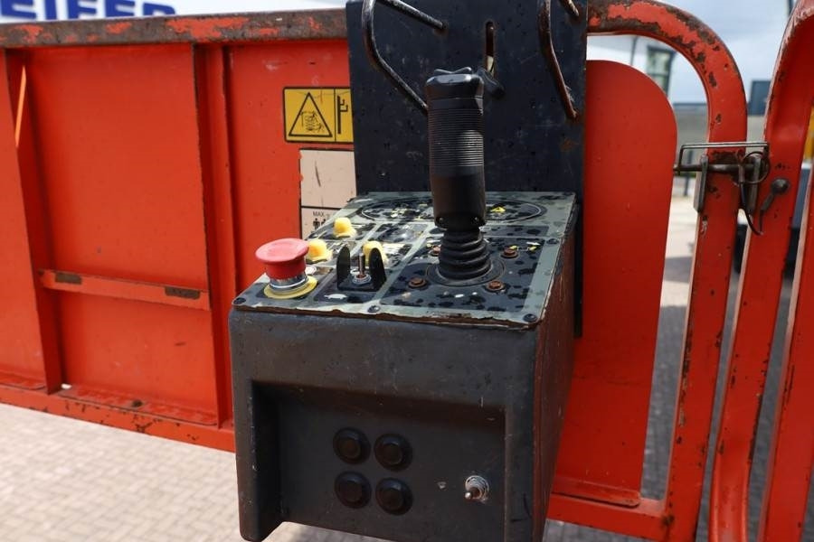 JLG 3369LE Electric, 12m Working Height, 450kg Capacit - Ножична работна платформа: снимка 4 JLG 3369LE Electric, 12m Working Height, 450kg Capacit - Ножична работна платформа: снимка 4