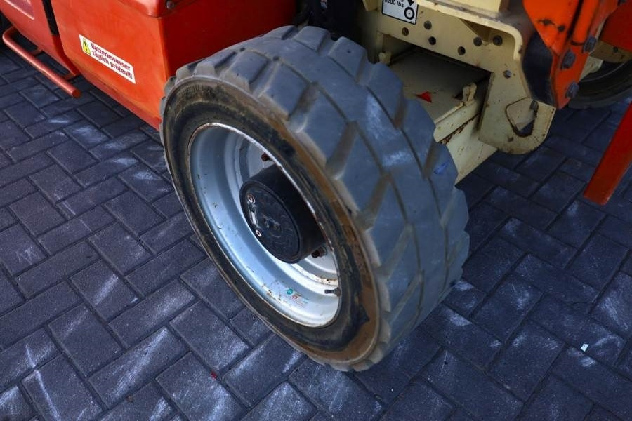 Ножична работна платформа JLG 3369LE Electric, 12m Working Height, 450kg Capacit: снимка 12