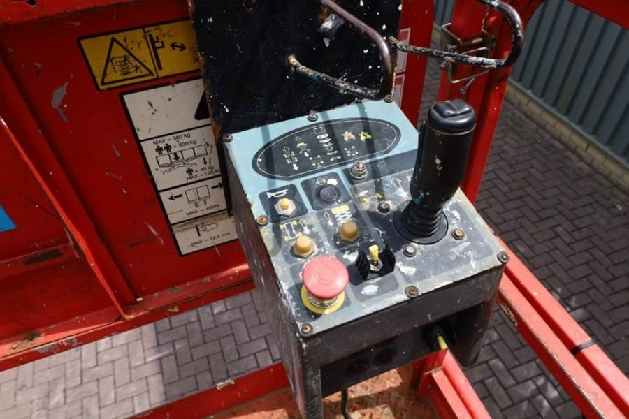 JLG 4069LE Electric, 14.2m Working Height, 360kg Capac - Ножична работна платформа: снимка 5 JLG 4069LE Electric, 14.2m Working Height, 360kg Capac - Ножична работна платформа: снимка 5