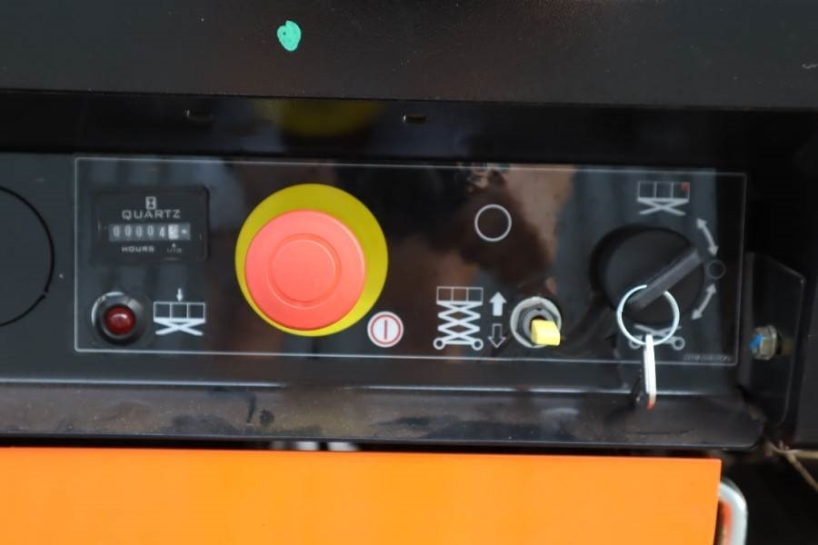 Ножична работна платформа JLG AE1932 Unused, All Electric, 7.6m Working Height,: снимка 8