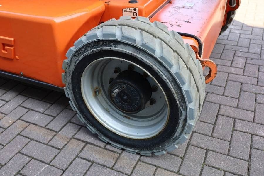 Артикулираща платформа JLG E450AJ Electric, 16m Working Height, 7.2m Reach, 2: снимка 16 Артикулираща платформа JLG E450AJ Electric, 16m Working Height, 7.2m Reach, 2: снимка 16