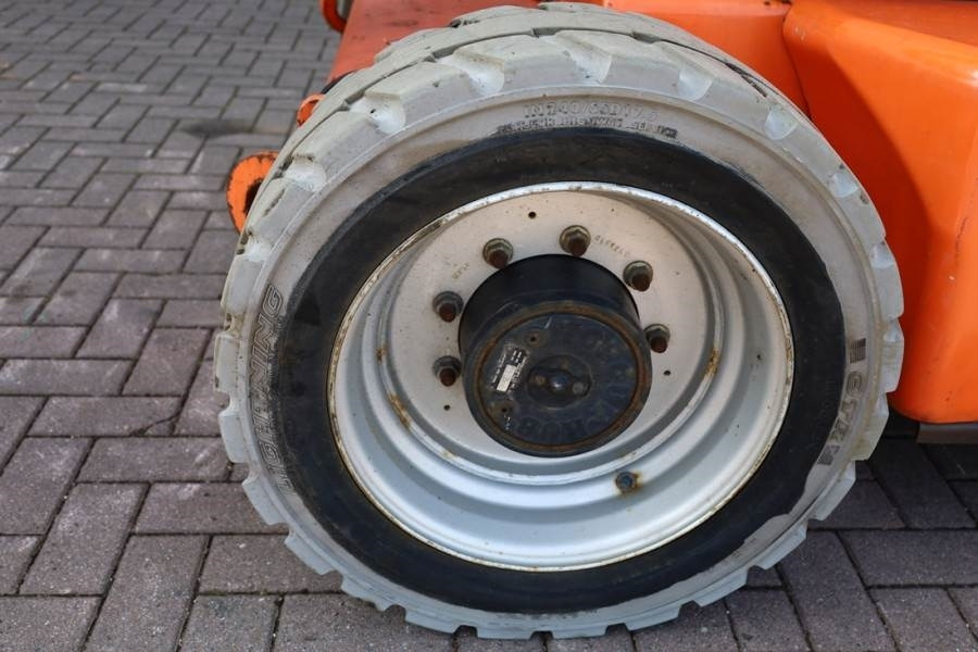 Артикулираща платформа JLG E450AJ Electric, 16m Working Height, 7.2m Reach, 2: снимка 17 Артикулираща платформа JLG E450AJ Electric, 16m Working Height, 7.2m Reach, 2: снимка 17