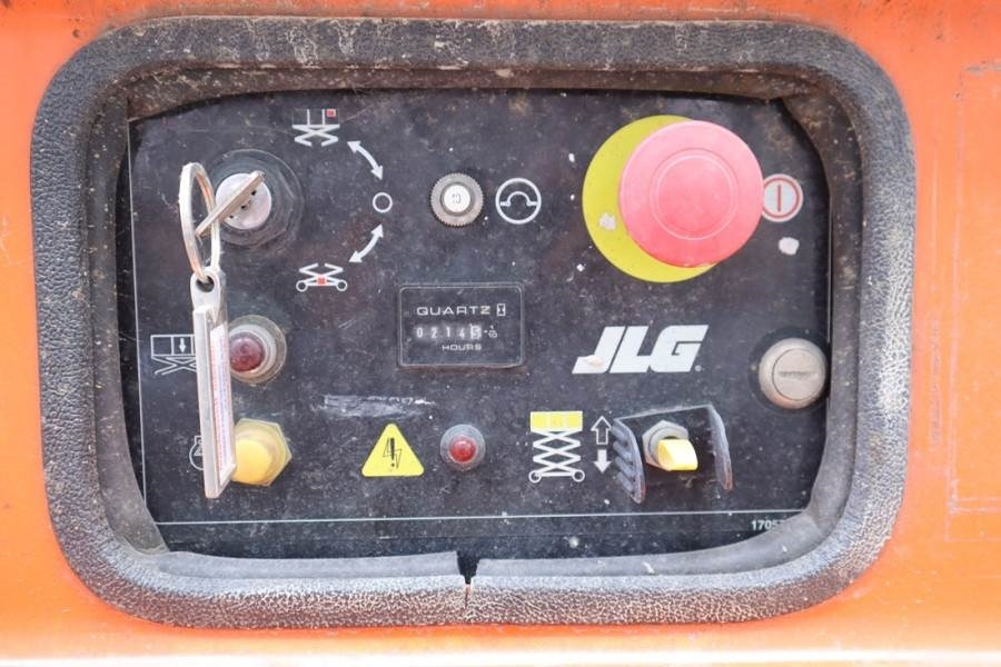 JLG M4069 Hybrid, 14.2m Working Height, 360kg Capacity - Ножична работна платформа: снимка 4 JLG M4069 Hybrid, 14.2m Working Height, 360kg Capacity - Ножична работна платформа: снимка 4