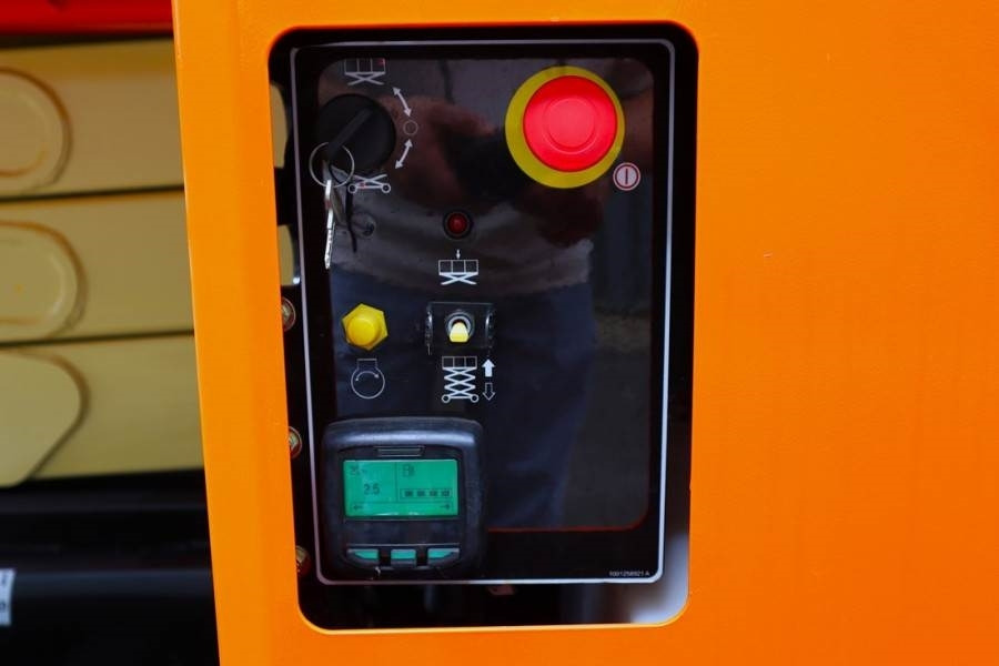 JLG RT2669 Unused, Diesel, 10m Working Height, 680kg C - Ножична работна платформа: снимка 3 JLG RT2669 Unused, Diesel, 10m Working Height, 680kg C - Ножична работна платформа: снимка 3