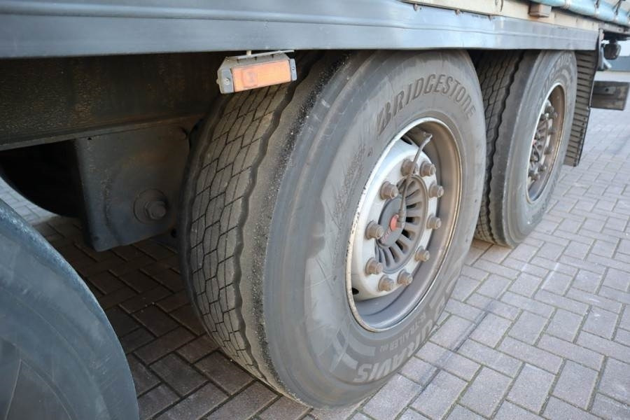 Брезентово ремарке Krone SD Dutch Registration, 3-Axle, Lift Axle, Air Susp: снимка 15 Брезентово ремарке Krone SD Dutch Registration, 3-Axle, Lift Axle, Air Susp: снимка 15