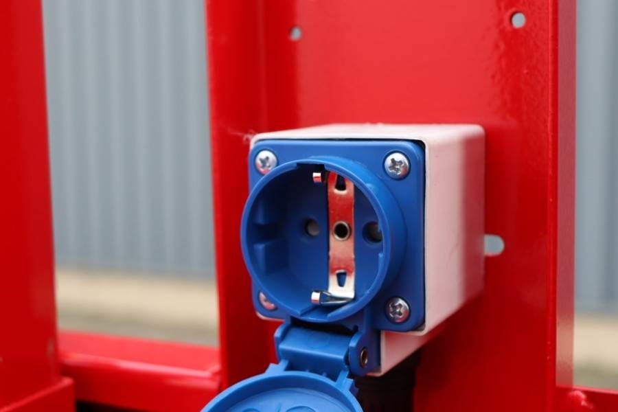 Magni ES0807EP New And Available Directly From Stock, El - Ножична работна платформа: снимка 5 Magni ES0807EP New And Available Directly From Stock, El - Ножична работна платформа: снимка 5