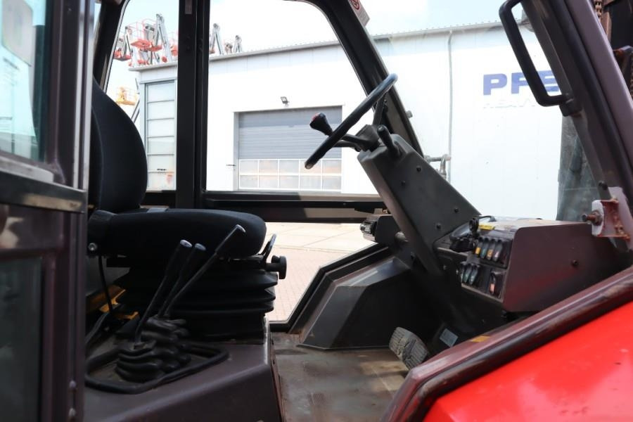 Manitou M30-4 Diesel, 4x4 Drive, 3t Capacity, Triplex Mast - Мотокар с висока проходимост: снимка 3 Manitou M30-4 Diesel, 4x4 Drive, 3t Capacity, Triplex Mast - Мотокар с висока проходимост: снимка 3