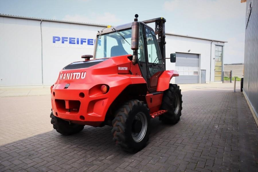 Manitou M30-4 Diesel, 4x4 Drive, 3t Capacity, Triplex Mast - Мотокар с висока проходимост: снимка 2 Manitou M30-4 Diesel, 4x4 Drive, 3t Capacity, Triplex Mast - Мотокар с висока проходимост: снимка 2