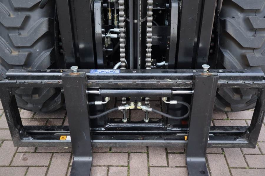 Manitou MC25-4 Valid Inspection, *Guarantee, Diesel, 4x4 - Мотокар с висока проходимост: снимка 4 Manitou MC25-4 Valid Inspection, *Guarantee, Diesel, 4x4 - Мотокар с висока проходимост: снимка 4