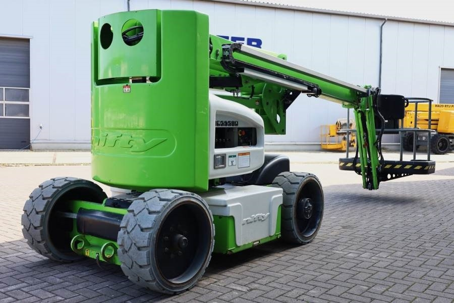 Артикулираща платформа Niftylift HR15N Hybrid MK3 Hybrid, 4x2 Drive, 15.5m Working: снимка 8
