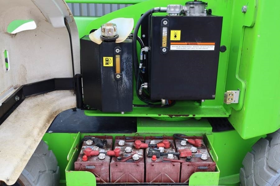 Niftylift HR15N Hybrid MK3 Hybrid, 4x2 Drive, 15.5m Working - Артикулираща платформа: снимка 4 Niftylift HR15N Hybrid MK3 Hybrid, 4x2 Drive, 15.5m Working - Артикулираща платформа: снимка 4
