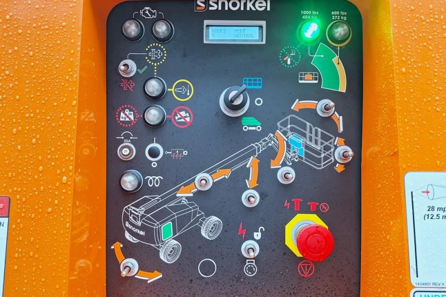 Snorkel 660SJ Valid Inspection, *Guarantee! CE, Diesel, 4x - Телескопична платформа: снимка 4 Snorkel 660SJ Valid Inspection, *Guarantee! CE, Diesel, 4x - Телескопична платформа: снимка 4