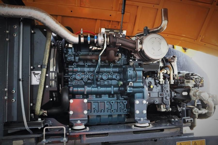 Телескопична платформа XCMG XGS28E Valid inspection, *Guarantee! Diesel, 4x4 D: снимка 8