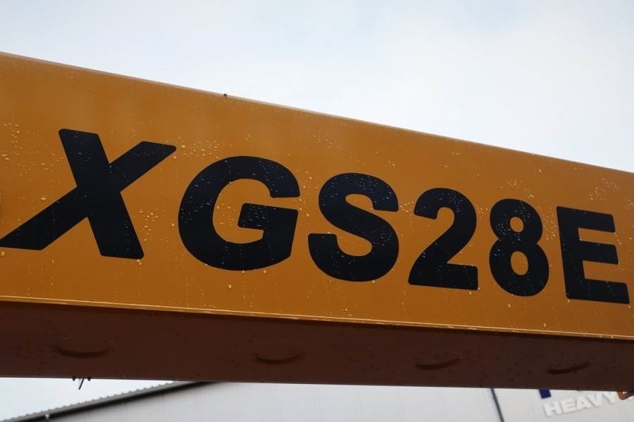 Телескопична платформа XCMG XGS28E Valid inspection, *Guarantee! Diesel, 4x4 D: снимка 14
