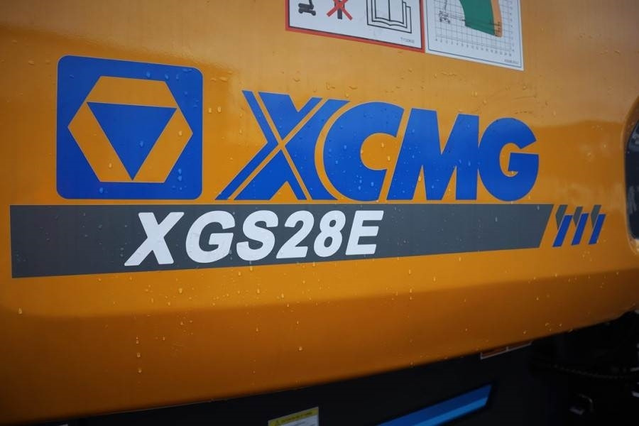 Телескопична платформа XCMG XGS28E Valid inspection, *Guarantee! Diesel, 4x4 D: снимка 12