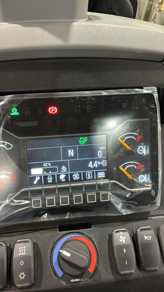 CATERPILLAR 434 - Багер-товарач: снимка 3 CATERPILLAR 434 - Багер-товарач: снимка 3