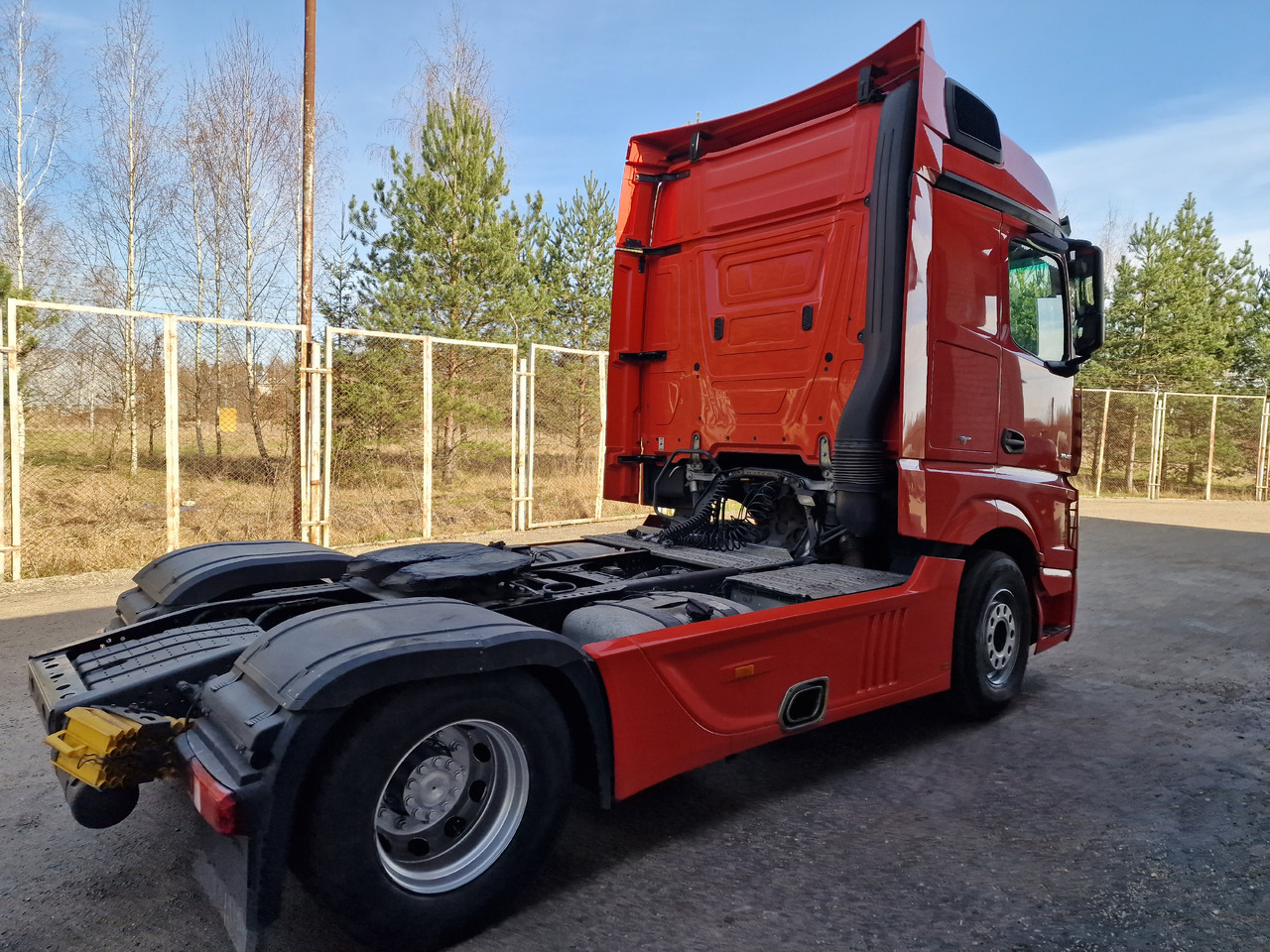 MERCEDES-BENZ 1845 Retarder Actros - Влекач: снимка 4 MERCEDES-BENZ 1845 Retarder Actros - Влекач: снимка 4