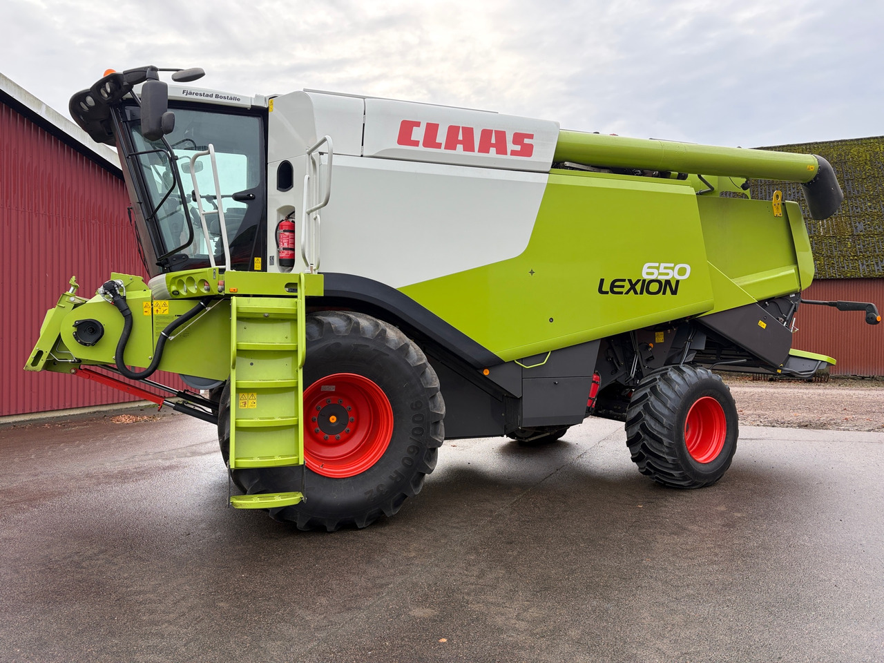 Claas Lexion 650 - Зърнокомбайн: снимка 1 Claas Lexion 650 - Зърнокомбайн: снимка 1