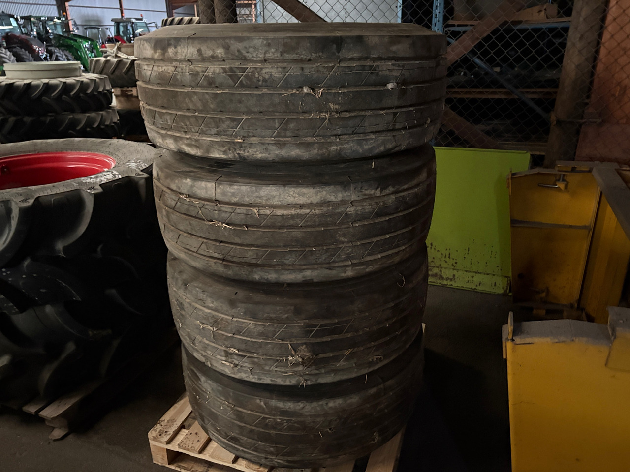 Goodyear 385/65R22,5 - Гума за Строителна техника: снимка 1 Goodyear 385/65R22,5 - Гума за Строителна техника: снимка 1
